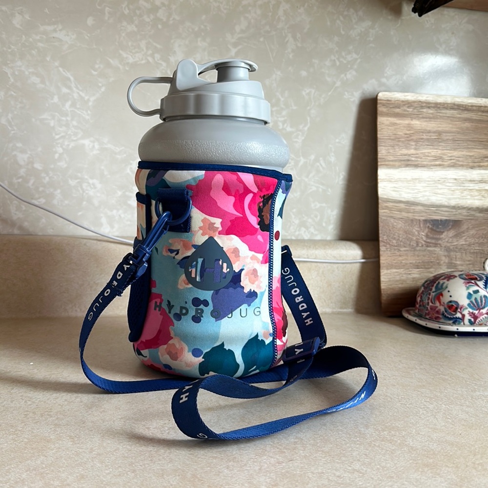 Grey HydroJug with floral sleeve